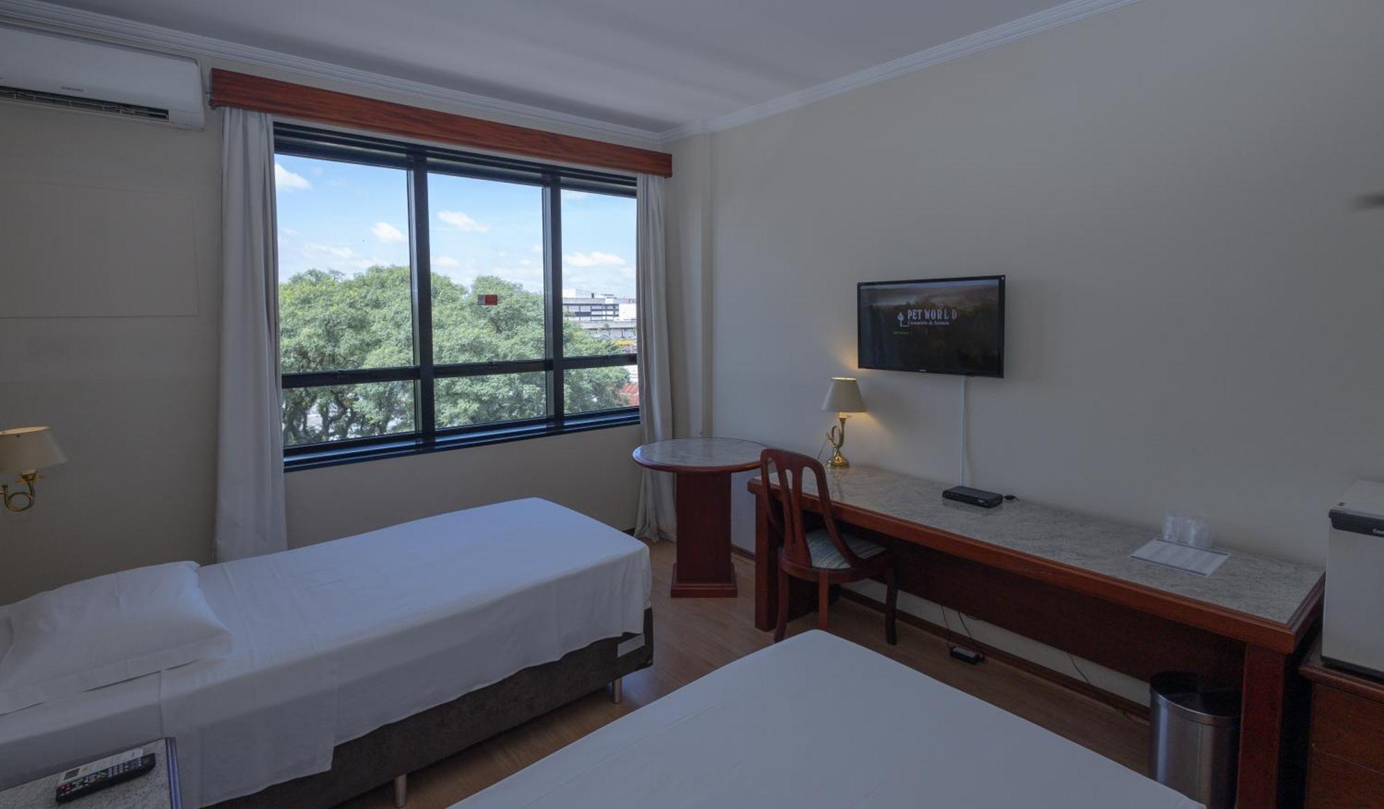 Lizon Curitiba Hotel מראה חיצוני תמונה